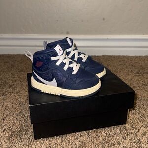 Nike Kids Sneakers👟